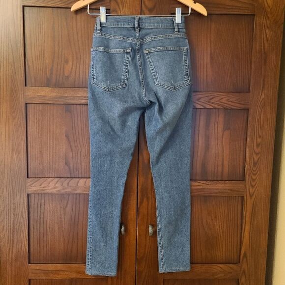 Reformation High and Skinny Jeans in Rhine Size 23 Short - Picture 11 of 12